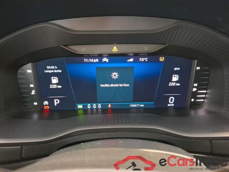 SKODA Karoq / 2017 / 5P / SUV 2.0 TDI 116ch DSG7 Sportline #6