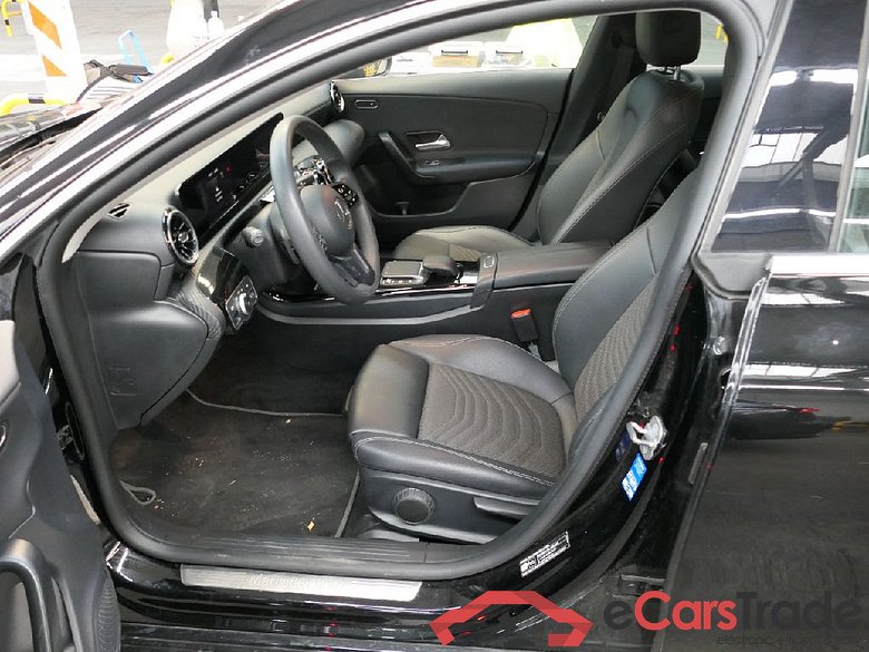 CLA -Klasse Shooting Brake CLA 180 (118.684) 1.3 100KW AT7 E6d #4