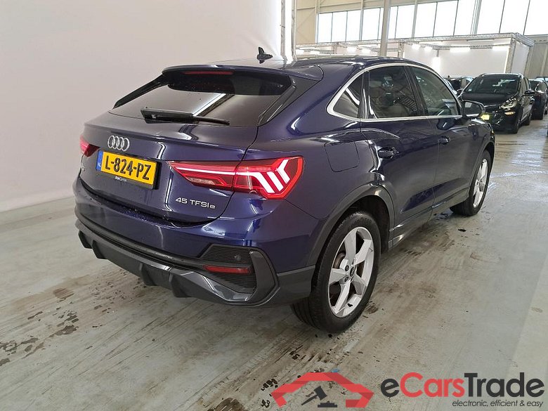 Audi Q3 Sportback 45 TFSI e S tronic Business edition 5d #2