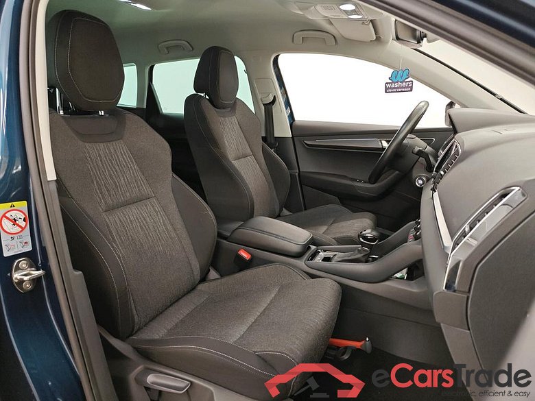 Skoda Karoq 1.5 TSI ACT Greentech DSG Buss Edition 5d #3