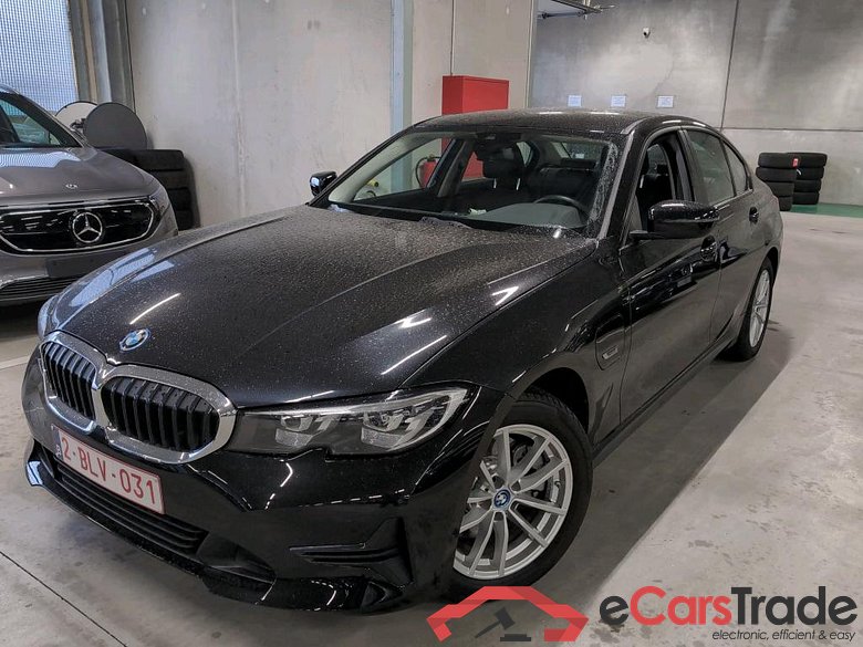 BMW - BMW 3 BERLINE 320e 204PK Business Edition With Vernasca Heated Sport Seats & Driving Assistant Pack  * HYBRID *