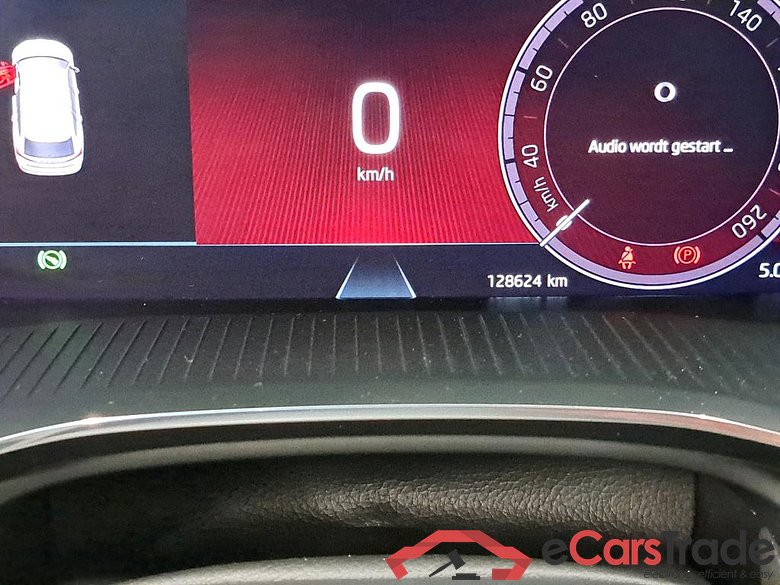 SKODA - SKO OCTAVIA COMBI CRTDI 150PK DSG7 Ambition Pack Launch With Side Assist & Adaptive Cruise & Trailer Hook #5