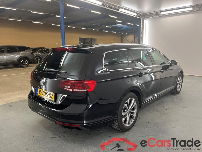 VOLKSWAGEN PASSAT VARIANT 1.5 TSI Business #4