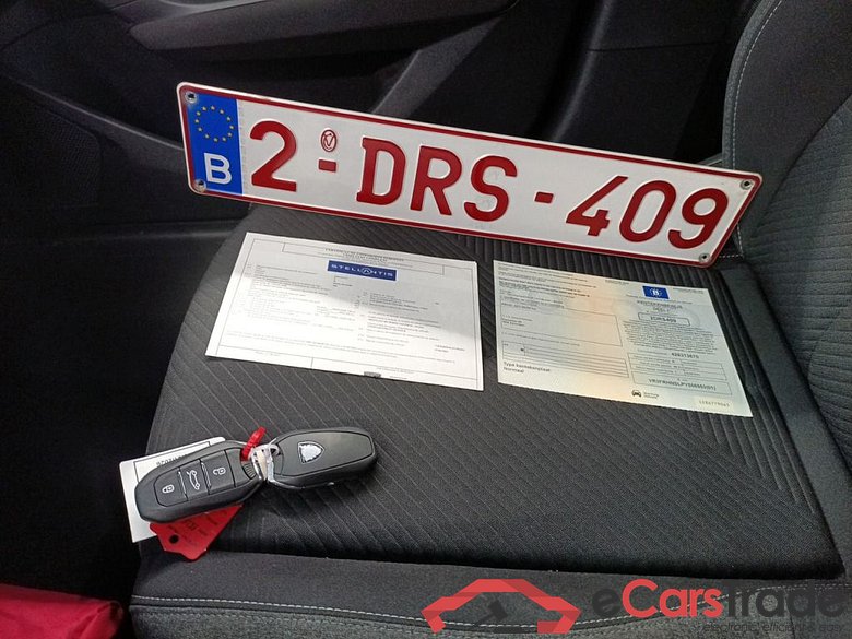 Peugeot 308 SW 1.2 PureTech 130 S&S Active Pack 5d #4