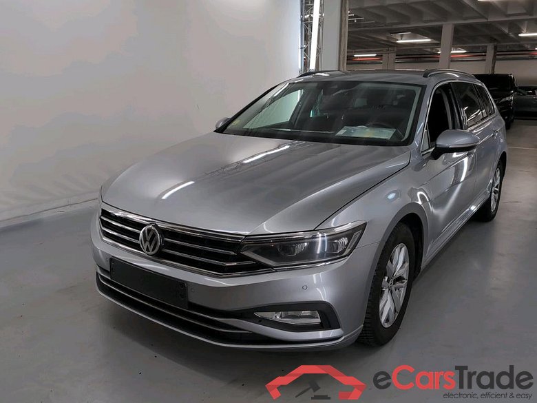 VOLKSWAGEN Passat 1.6 TDI SCR MSQ VARIANT STYLE BUSINESS