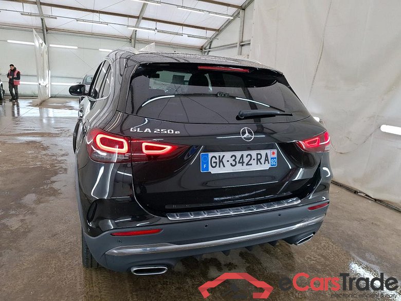 MERCEDES-BENZ GLA / 2020 / 5P / SUV 1.3 GLA 250 e AMG LINE DCT #2