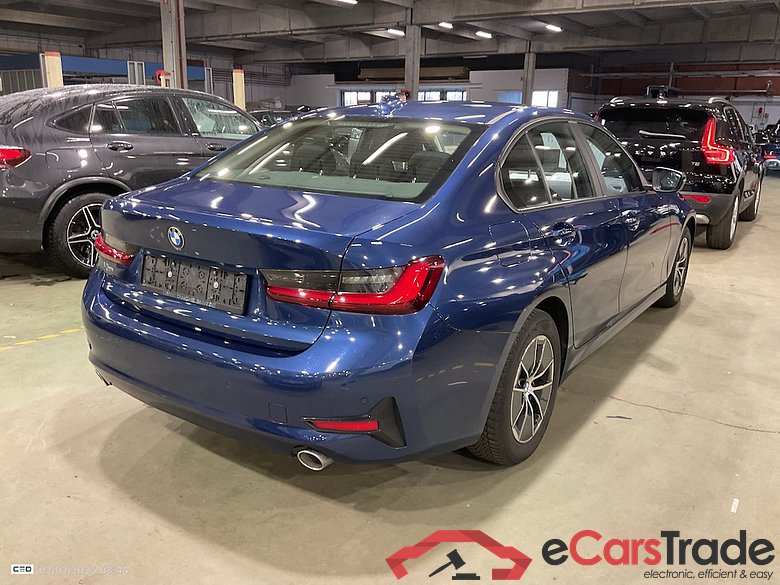 BMW 3 SERIES BERLINE 2.0 318D (100KW) BERLINE #4