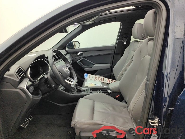 Audi Q3 35 TFSI S tronic Advanced 5d #3