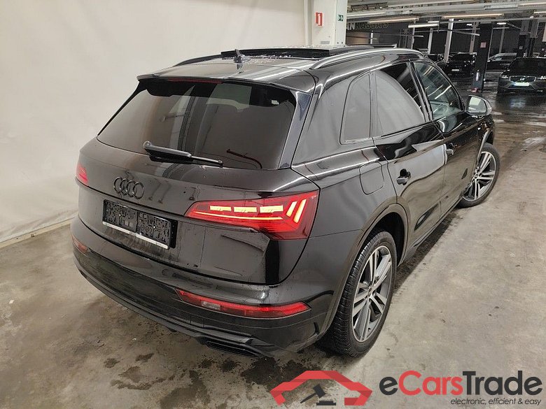Audi Q5 Business Edition S line 40 TDI quattro 5d #2