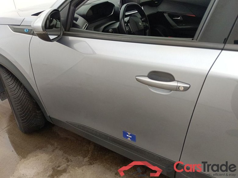 PEUGEOT E-2008 50 kWh Active 5d #6
