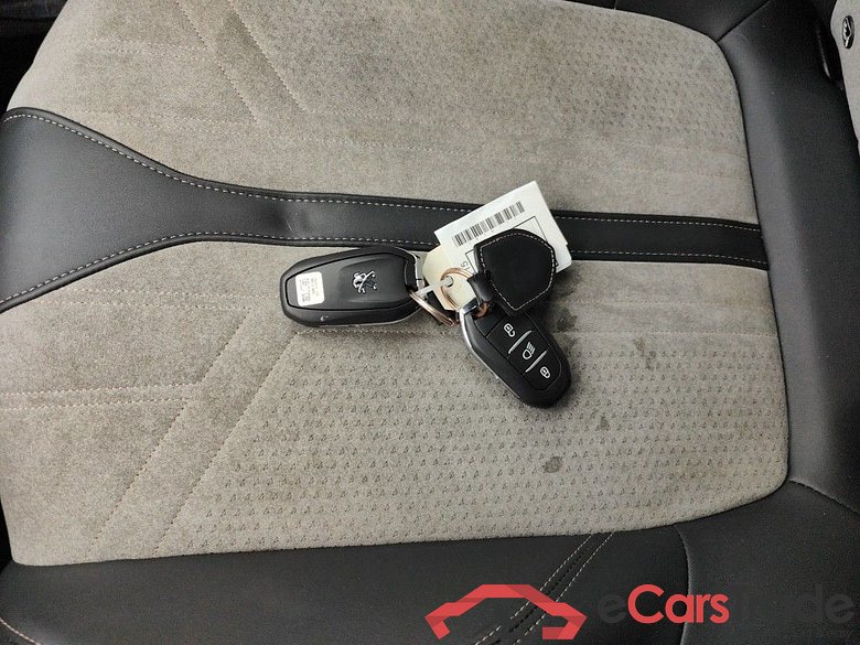 PEUGEOT 3008 - 2021 1.6 Hybrid 181 PHEV GT 5d #4