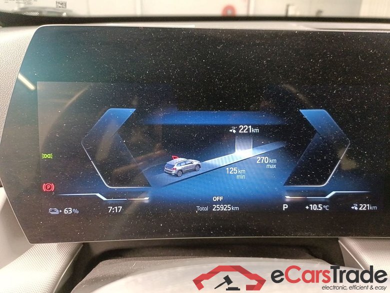 BMW iX1 66.5 kWh 272hp xDrive30 5d #6