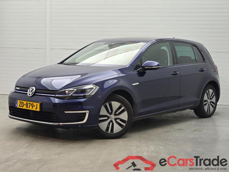 VOLKSWAGEN e-Golf e-Golf