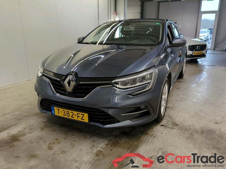 RENAULT Mégane Estate 1.3 TCe140 Equilibre #1