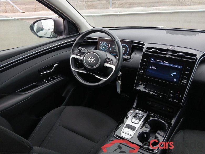HYUNDAI Tucson / 2020 / 5P / todoterreno 1.6 TGDI PHEV 195kW Maxx Auto 4X4 #3