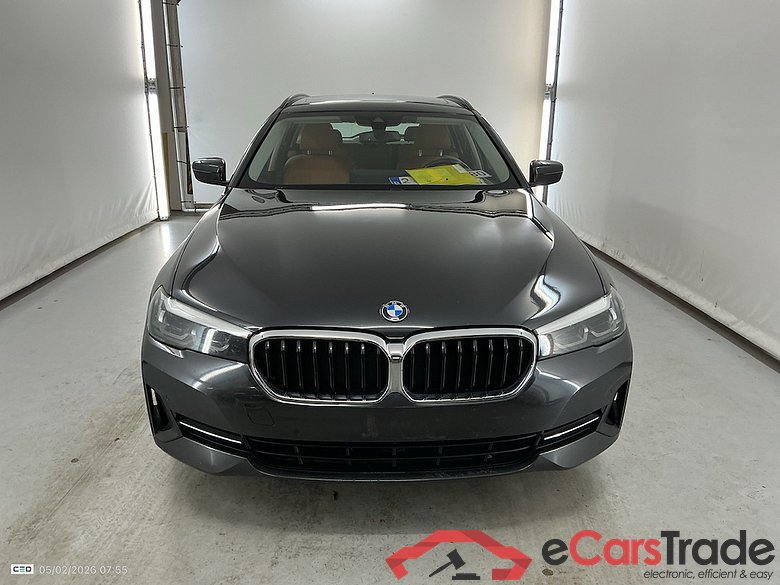 BMW 5 TOURING - 2020 520iA MHEV #2