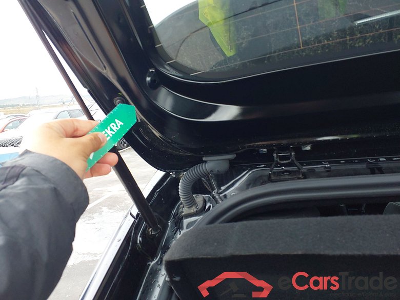 OPEL Corsa 1.2T XHT Hybrid eDCT6 S/S 136cv Automático GS #6