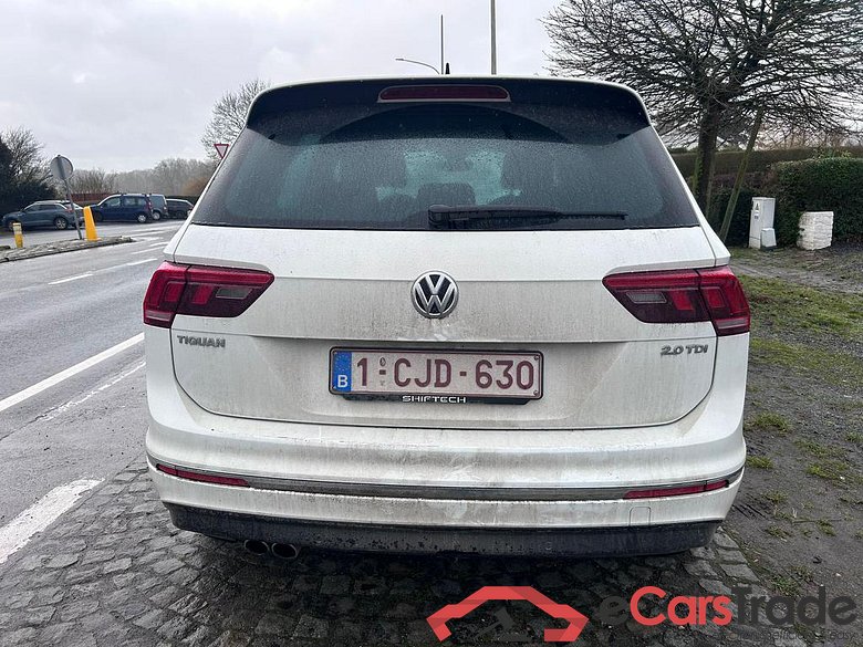 VOLKSWAGEN Tiguan Tiguan Comfortline 2.0 TDI SCR BMT 85 kW (115 ch) 6 vitesses manuel #5