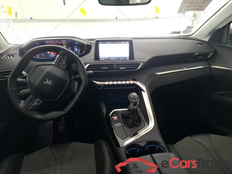 3008 Allure Business 1.2 PureTech 130CV BVM6 E6d #5