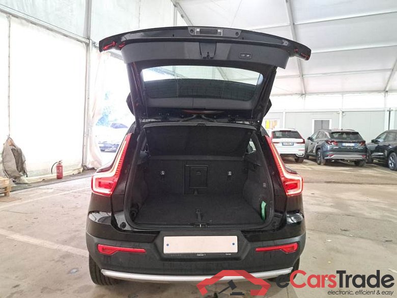 VOLVO XC40 / 2021 / 5P / SUV T2 AUTOMATICO CORE #5