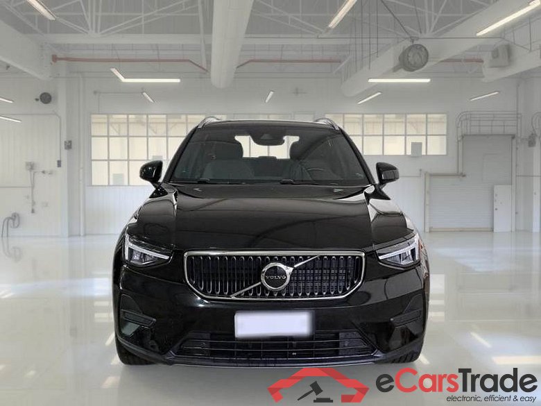 VOLVO XC40 / 2021 / 5P / SUV T2 AUTOMATICO CORE #6