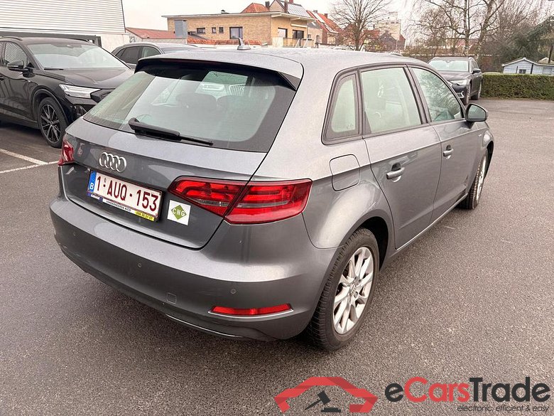 AUDI A3 Sportback CNG Audi A3 Sportback Attraction 1.4 TFSI   CNG  81(110) kW(ch) 6 vitesses #4