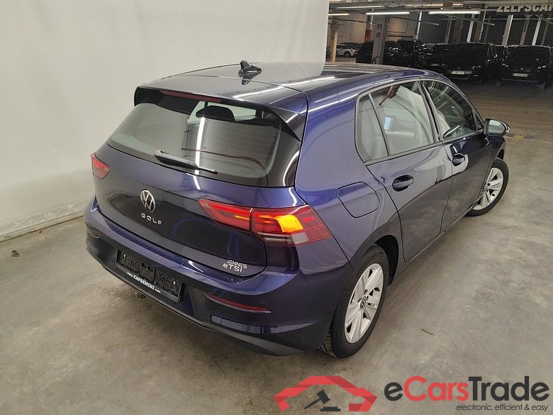 Volkswagen Golf VIII 1.0 eTSI 81kW Life Business DSG 5d #2