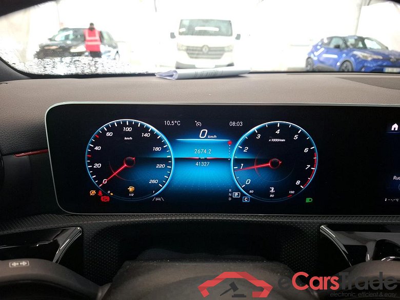 MERCEDES-BENZ Classe A Compact / 2018 / 5P / Berline A 180 AMG Line 7G-DCT #6