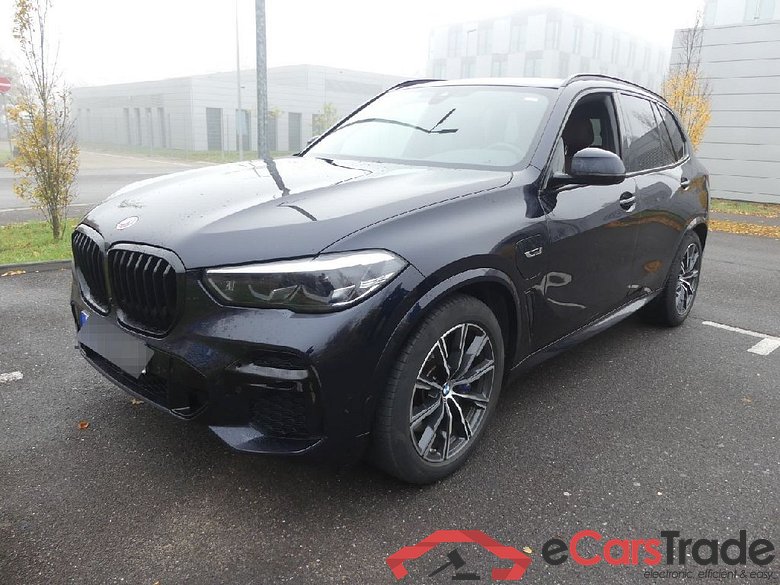 Baureihe X5 xDrive 45 e M Sport 3.0 290KW AT8 E6d #1