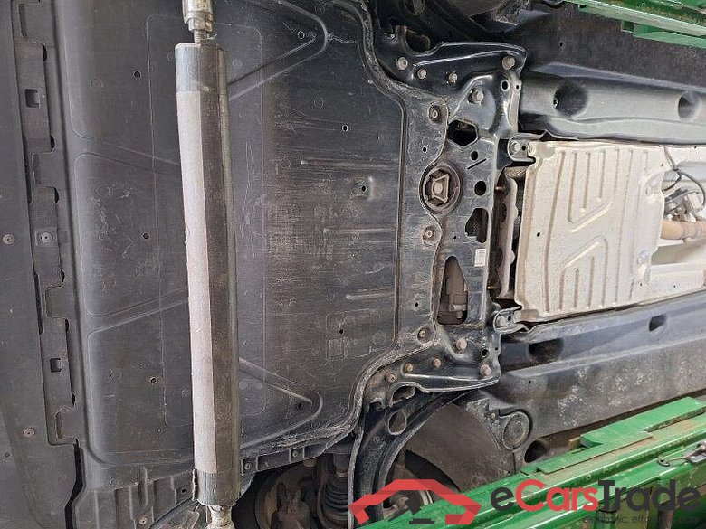 Volkswagen Touran (5T1)(04.2015->) DE - Van5 2.0 TDI BMT/Start-Stopp EU6d-T, United, 2020 - 2020 #5