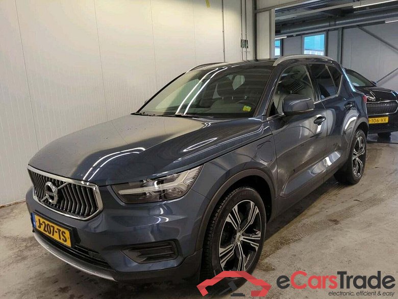 VOLVO XC40 1.5 T4 Rech InscrExp #1