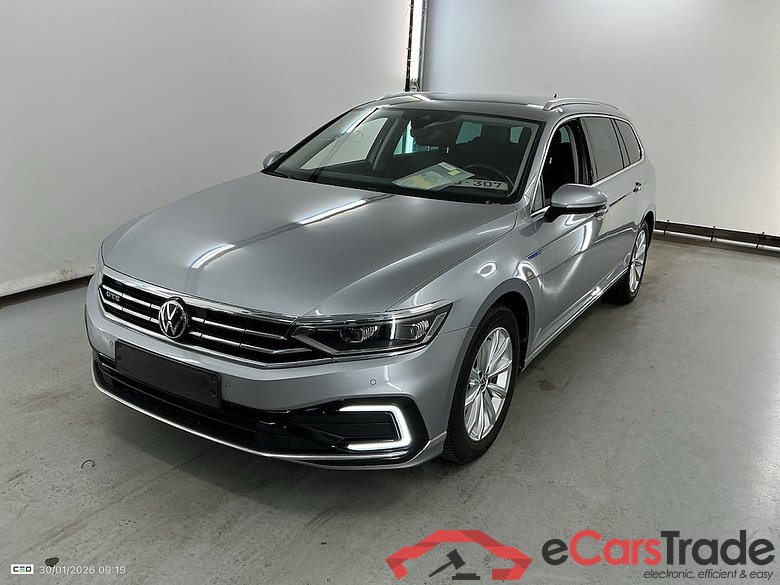 VOLKSWAGEN PASSAT VARIANT 1.4 TSI MSQ VARIANT GTE BUSINESS
