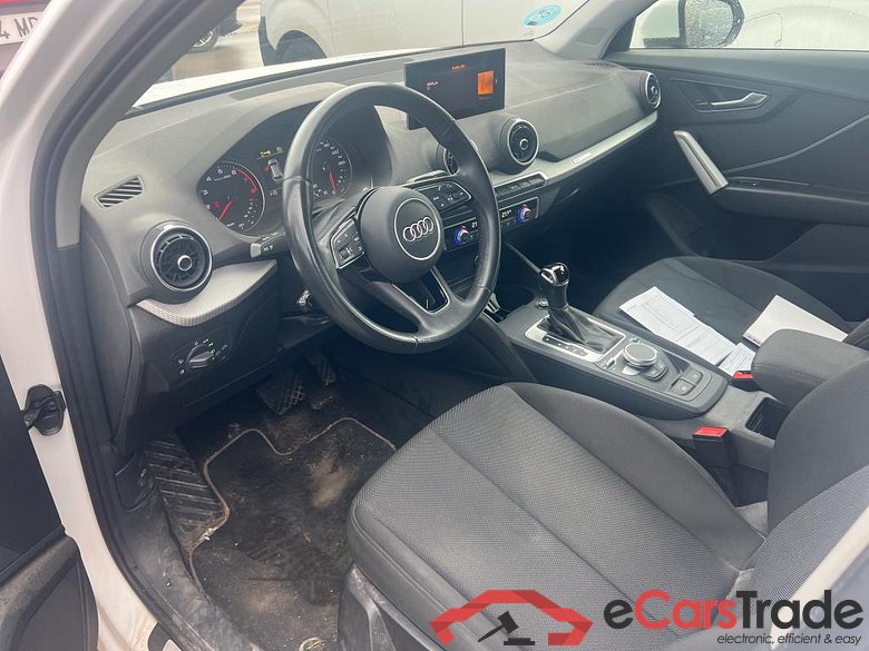 AUDI Q2 / 2020 / 5P / todoterreno Advanced 35 TFSI 110kW (150CV) S tronic (AC) #3