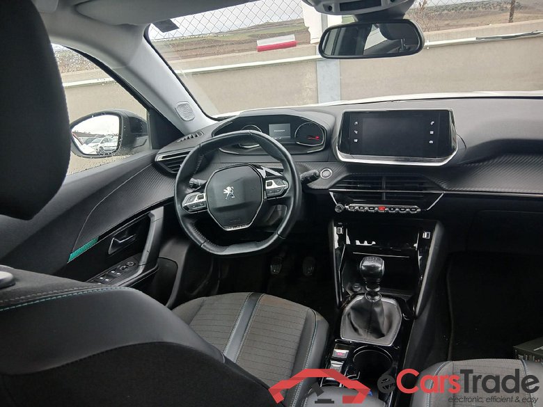 PEUGEOT 2008 / 2019 / 5P / todoterreno Allure BlueHDI 81kW (110CV) #3