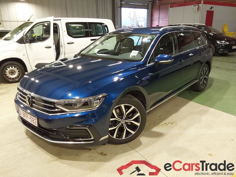 VOLKSWAGEN PASSAT VARIANT GTE - 2020 1.4 TSI PHEV GTE Business DSG #1