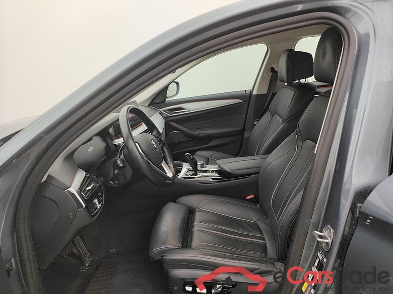 BMW 5 - 2020 530eXA 184hp PHEV 4d #3