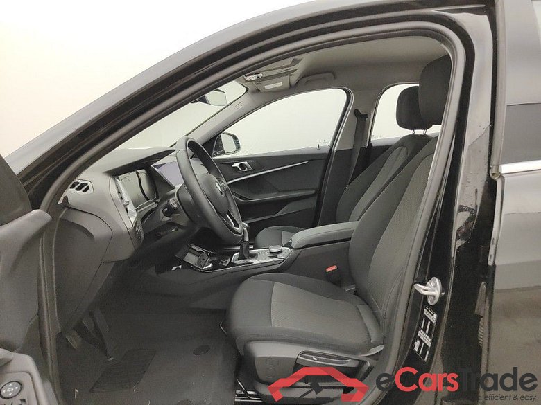 BMW 1 Hatch 118i 140 5d #3