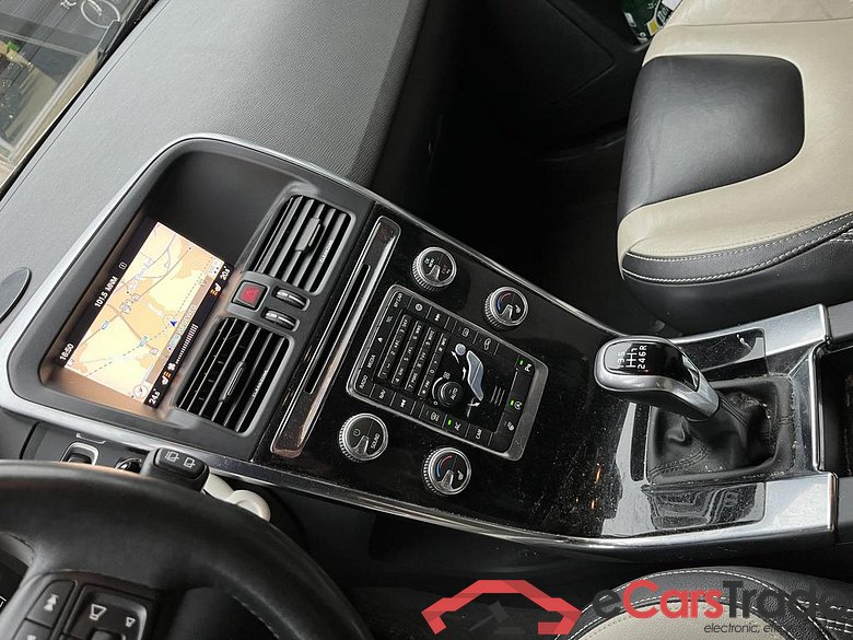 VOLVO XC60 2.0 D3 Dynamic Edition #5