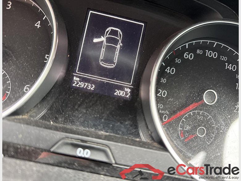 VOLKSWAGEN Golf VII Golf  Highline 1.6 TDI BlueMotion Technology 77 kW (105 ch) 7 vitesses DSG #3