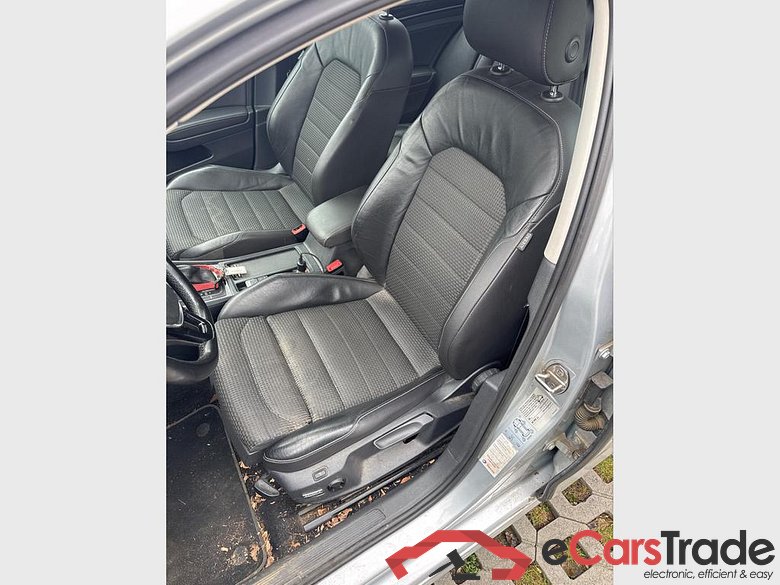 VOLKSWAGEN Golf VII Golf  Highline 1.6 TDI BlueMotion Technology 77 kW (105 ch) 7 vitesses DSG #4