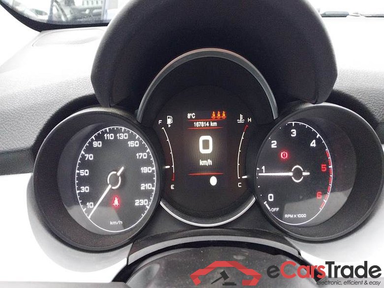 FIAT 500X / 2018 / 5P / CROSSOVER 1.6 MJET 130CV E6D CONNECT #4