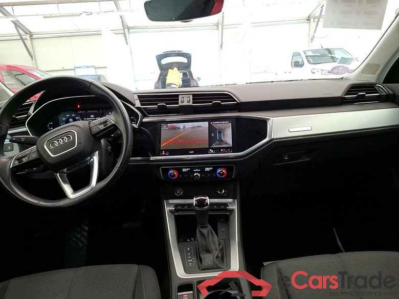 AUDI Q3 Sportback / 2019 / 5P / SUV 45 TFSI E 245 S TRONIC BUSINESS LINE #5