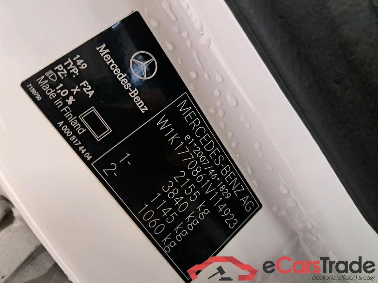 Mercedes-Benz A-Klasse A 250 e 8G-DCT Business Sol AMG Limited 5d #4