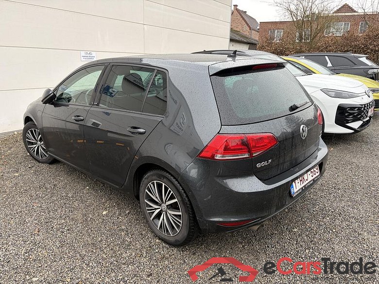 VOLKSWAGEN Golf VII Golf Comfortline 1.2 TSI BlueMotion Technology 81 kW (110 ch) 6 vitesses manuel #1