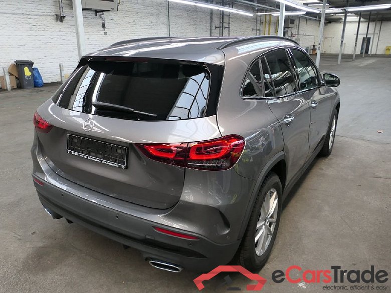GLA GLA 220 d 4Matic (247.715)AMG AMG Line 140KW AT8 E6d #2