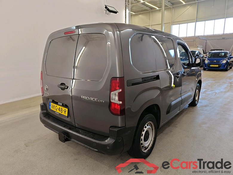 Toyota Proace City 1.5 D-4D 100pk Professional 4d #2