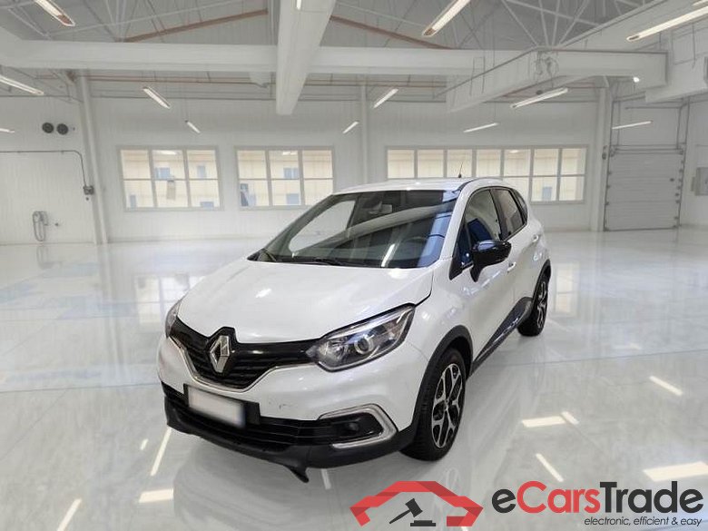 RENAULT CAPTUR / 2017 / 5P / CROSSOVER 1.5 DCI 90CV BUSINESS #1