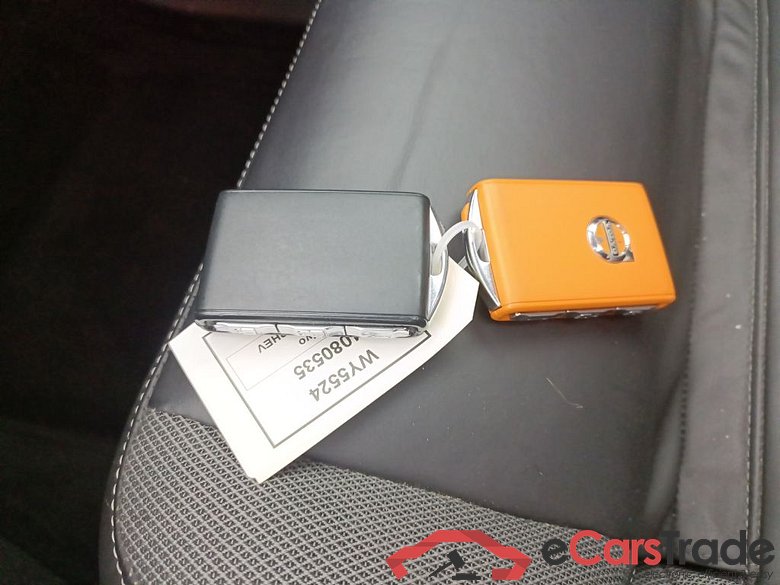 VOLVO XC60 - 2021 2.0 T6 PHEV AWD 253hp R-Design 5d #4