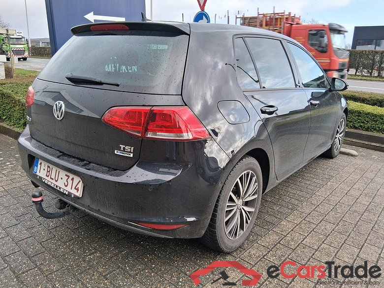 VOLKSWAGEN Golf VII Golf Comfortline 1.2 TSI BlueMotion Technology 81 kW (110 pk) 6 versnellingen manueel #1