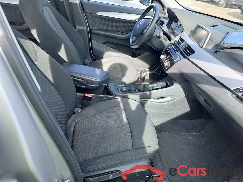 BMW X1 / 2015 / 5P / todoterreno sDrive16d #6